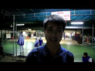 Berbagi dengan Anak Panti Eza Gionino Terharu