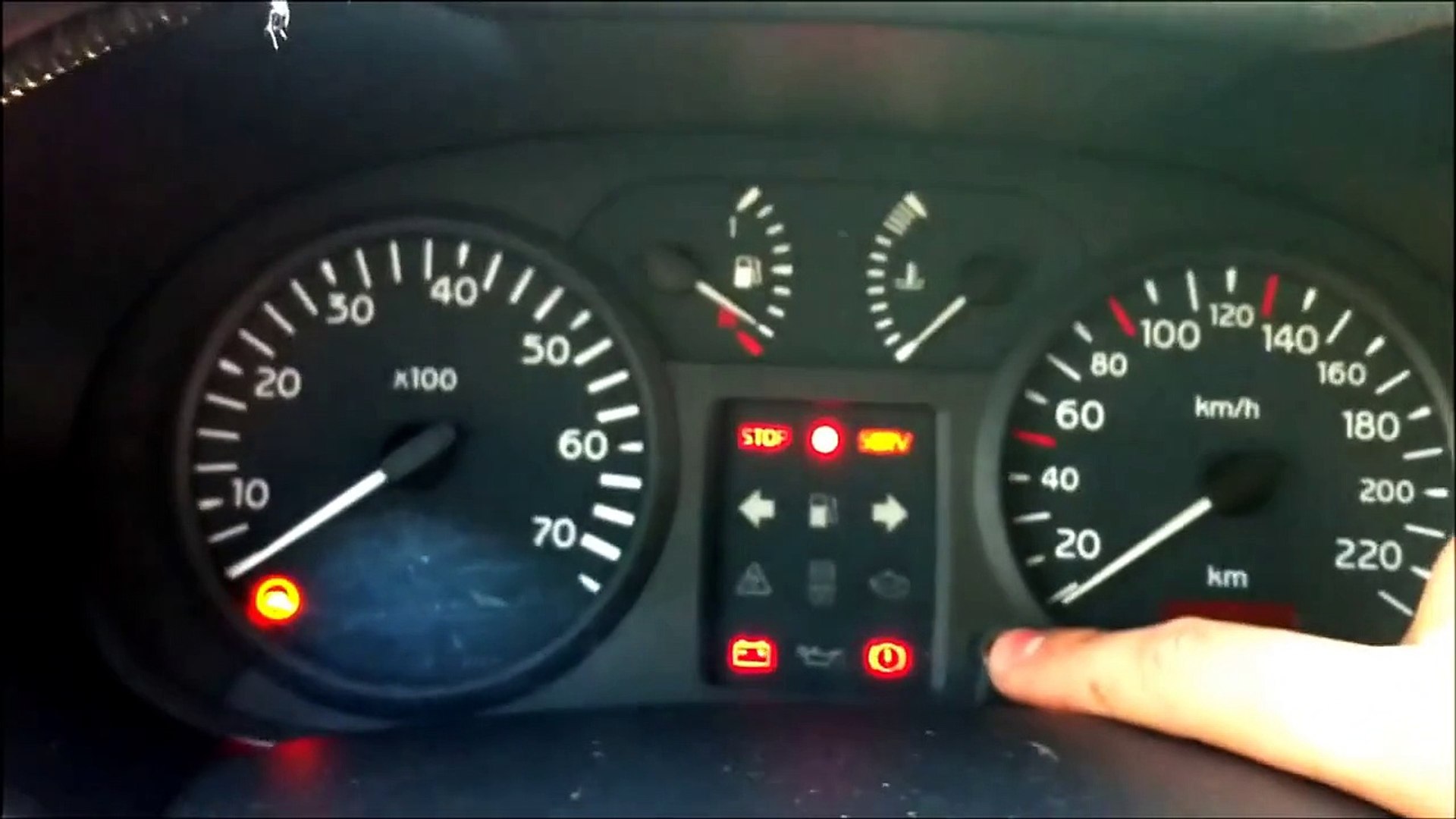 Resetare Service Renault Clio 1.2 16V - video Dailymotion