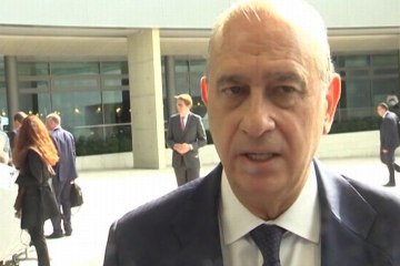 Fernández Díaz:"Los tuits de Zapata son repugnantes"