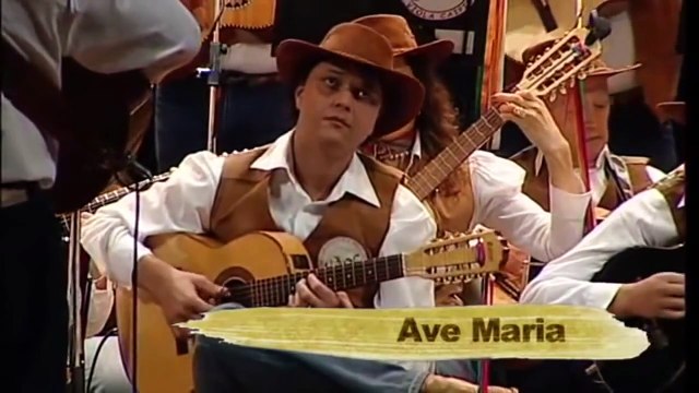 Ave Maria - Orquestra Paulistana de Viola Caipira