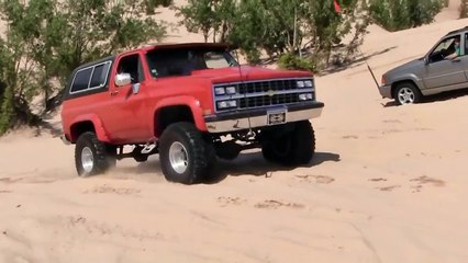 K5 Blazer Bouncing Betty in the sand dunes