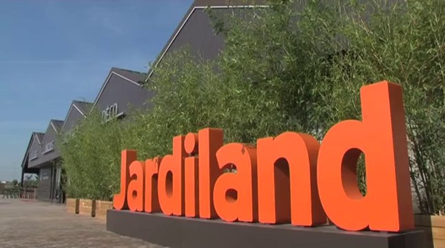 Ségolène Royal arrête la vente en libre-service des pesticides dans les rayons des jardineries