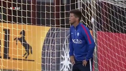 Un penalty-talonnade incroyable !