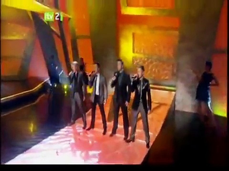 Westlife - Uptown Girl (The Westlife Show 15-12-2007)