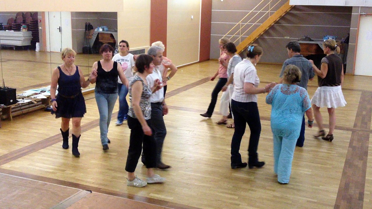 "Big Blue Note" par le Levis Country Line Dance