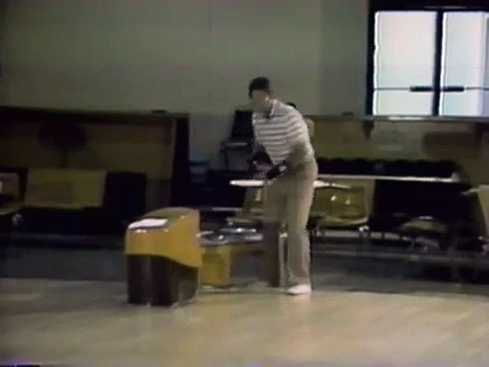Earl Anthony Teaches Bowling - 1