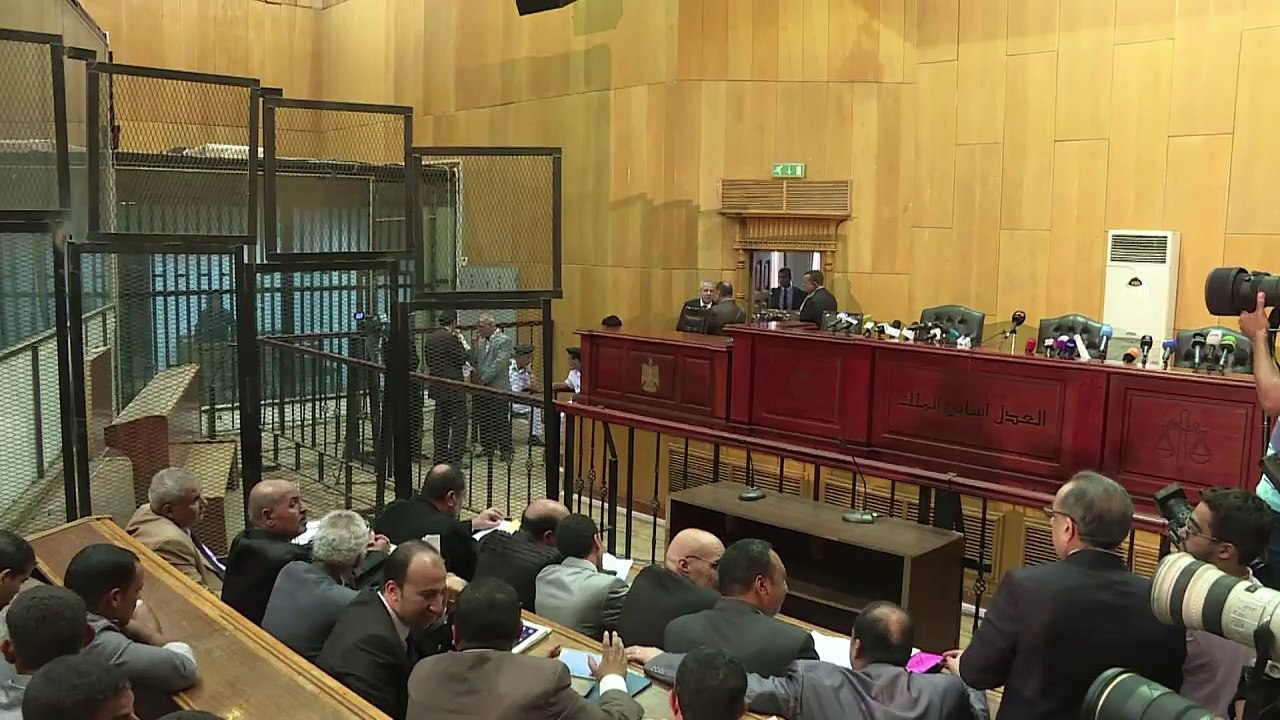 Egypte: un tribunal confirme la peine de mort infligée à Morsi