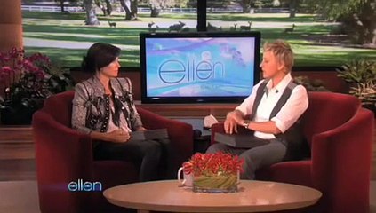 Courtney Cox show that she's more than just a cougar