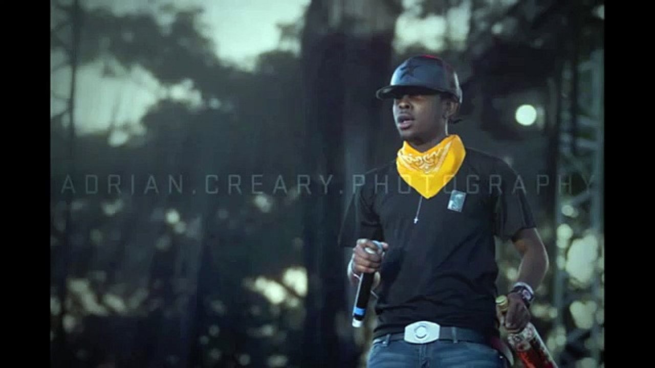 POPCAAN - JAH JAH WATCH OVER ME (SAD STREETZ RIDDIM) DECEMBER 2010