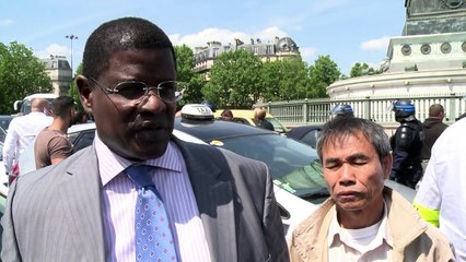 Manifestations de taxis à Paris contre UberPOP