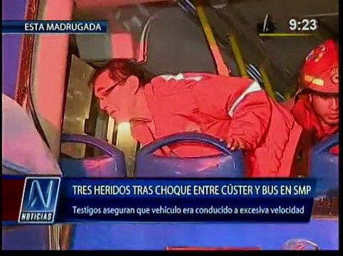 Callao: 15 heridos dejó triple choque entre dos combis y una moto