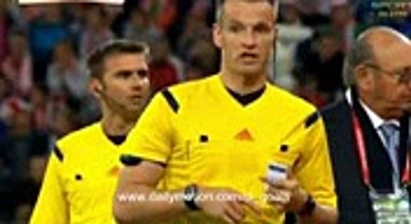 Poland vs Greece | Change Referee