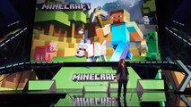 Microsoft Hololens Minecraft