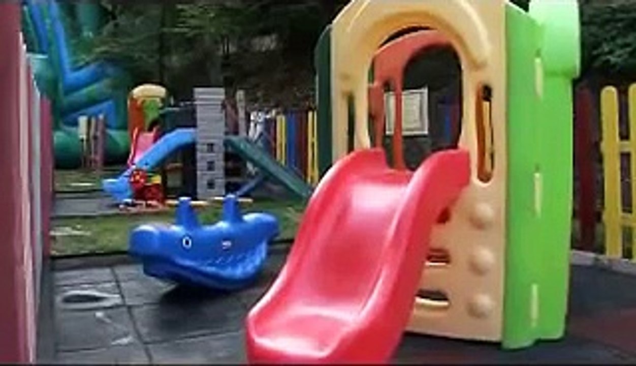 Детски Увеселителен Парк "Замъкът"