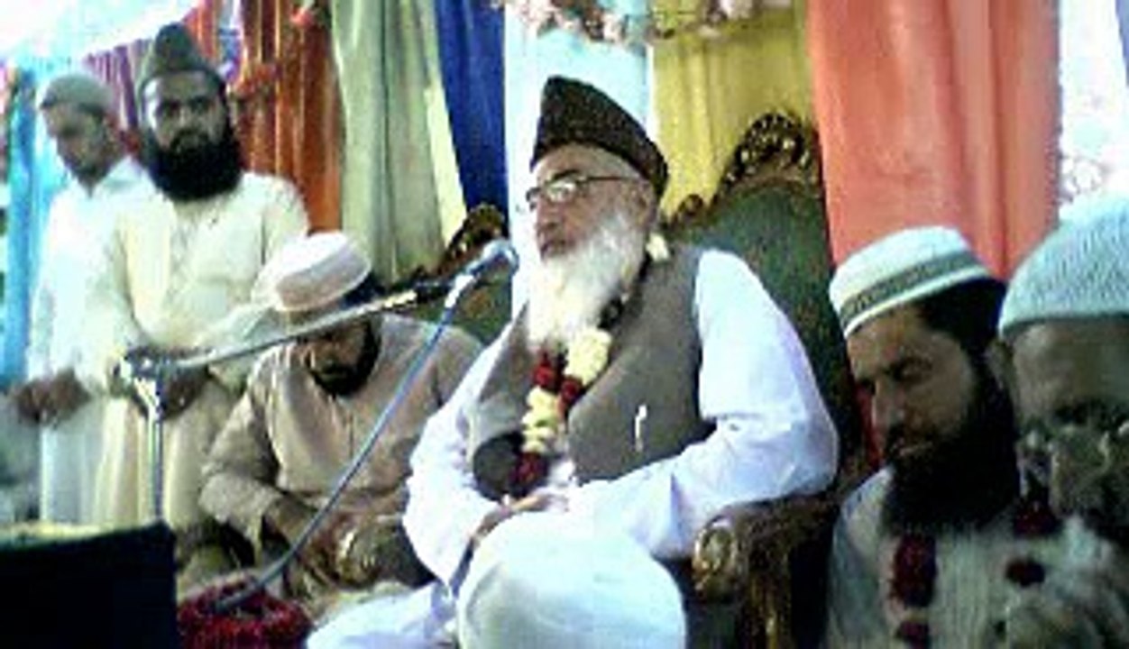 Makhdoom Muhammad Ghous Shah Sajjadanashee Khanqha Hazrat Akhir Baha Ud Din Soharwardi Ahmadpuri