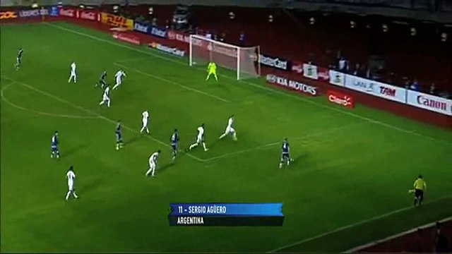 Argentina derrota a Uruguay con un gol del Kun Agüero