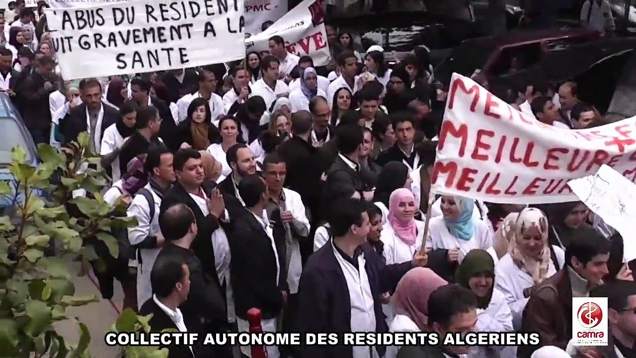 SIT-IN DES RESIDENTS D'ALGER ET BLIDA LORS DE LA GREVE 23 MARS 2011 CHU MUSTPHA ALGER