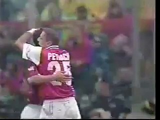 イタリアのアナウンサーが絶叫した中田のセリエＡデビュー２ゴール