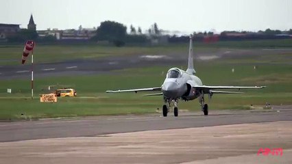 JF-17 Thunder Flying over Paris Air Show 2015 – Pakistan best AirForce