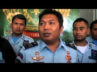 Di Dalam Lapas Vicky Suka Bermusik