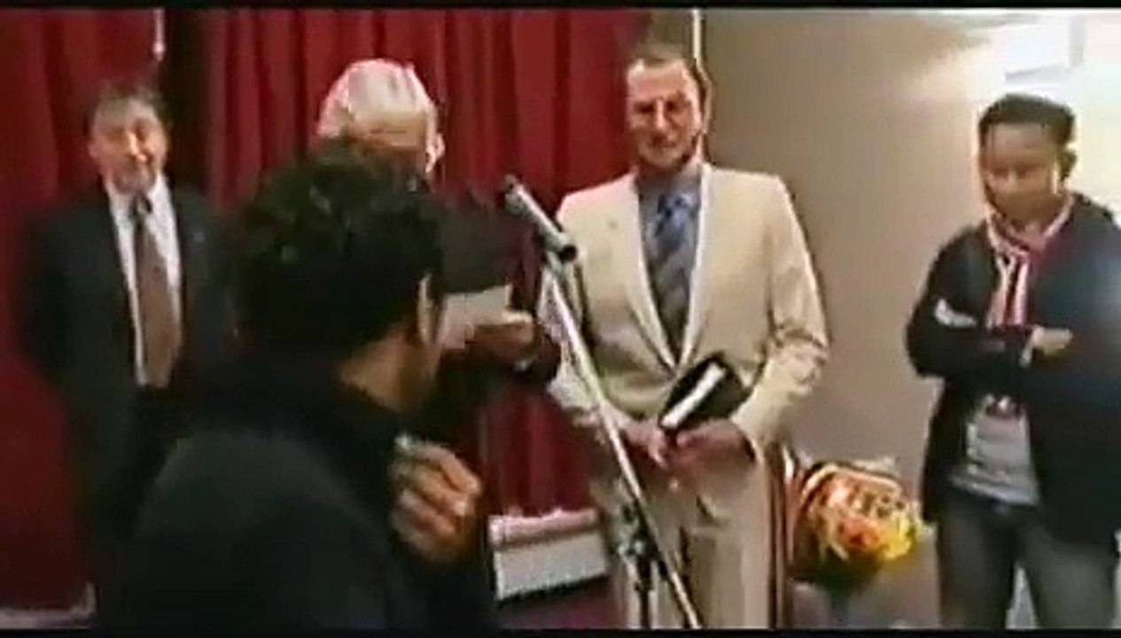 Francois l'embrouille Piege jamel debouze.FLV