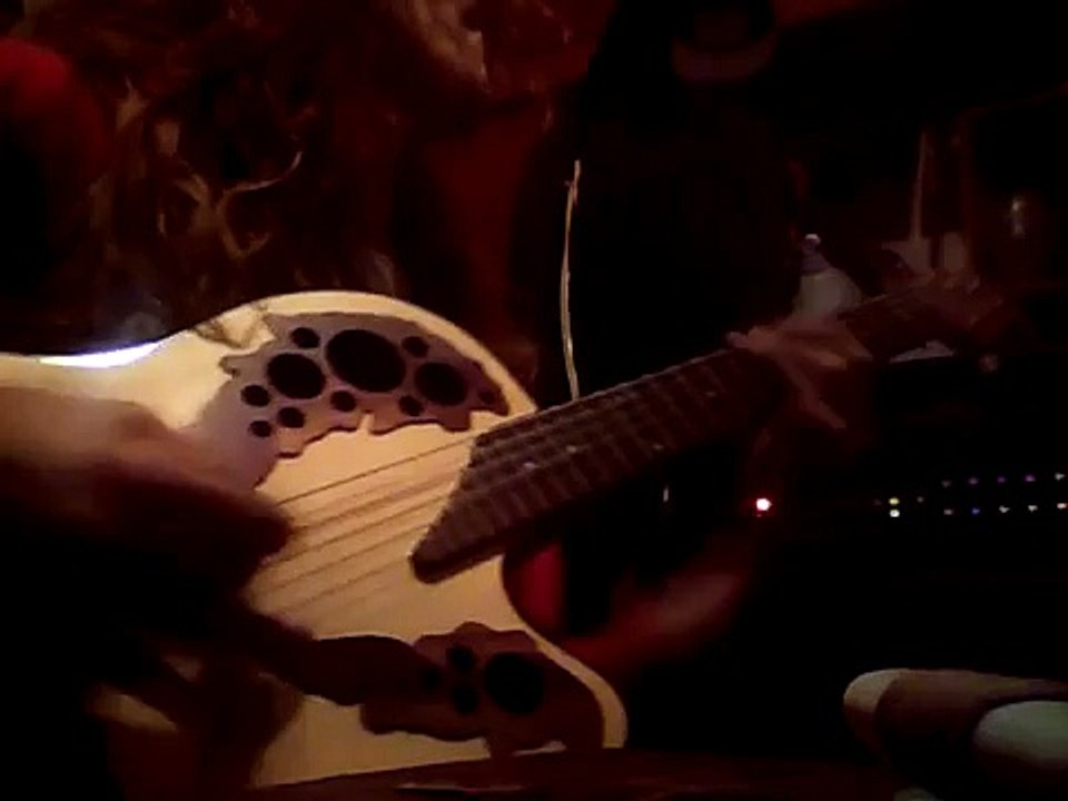 "Cowboys From Hell" acoustic solo - Pantera