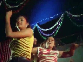 Adi Meera - Ilavarasi, Suresh,Rahesh, Sujatha – Aalaya Deepam - Tamil Song