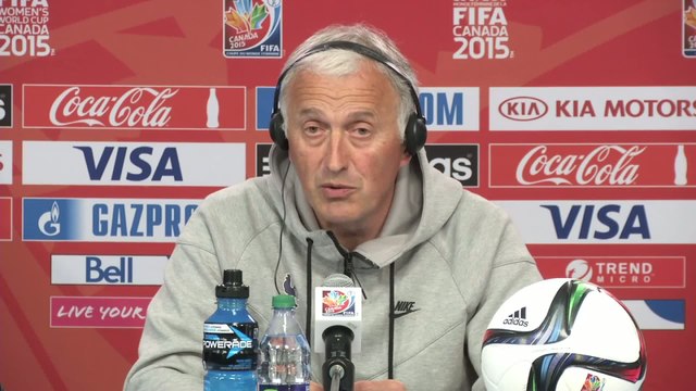 Foot - CM (F) - Bleues : Bergeroo «J'ai confiance en elles»