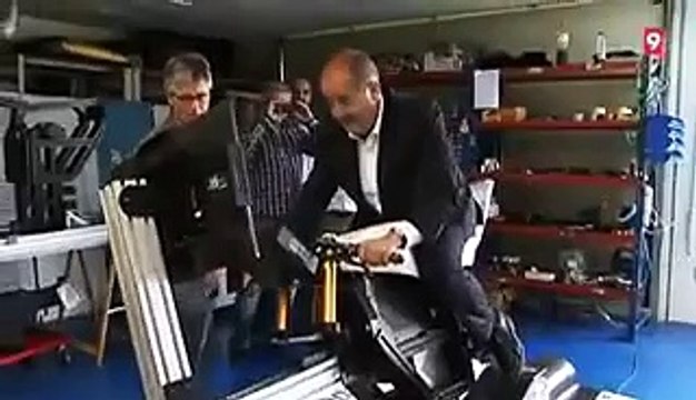 La caída de la moto del consejero Felip Puig