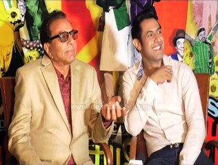 Actor Dharmendra Wishes To Romance With All Young  Actress, Watch Video!