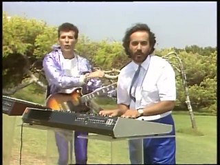 AZUL Y NEGRO - Me estoy volviendo loco