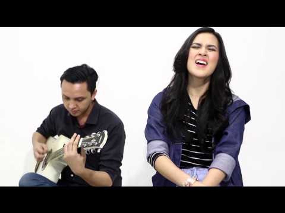 Serba Salah - Raisa (Live Accoustic at Hai Sepuluh)
