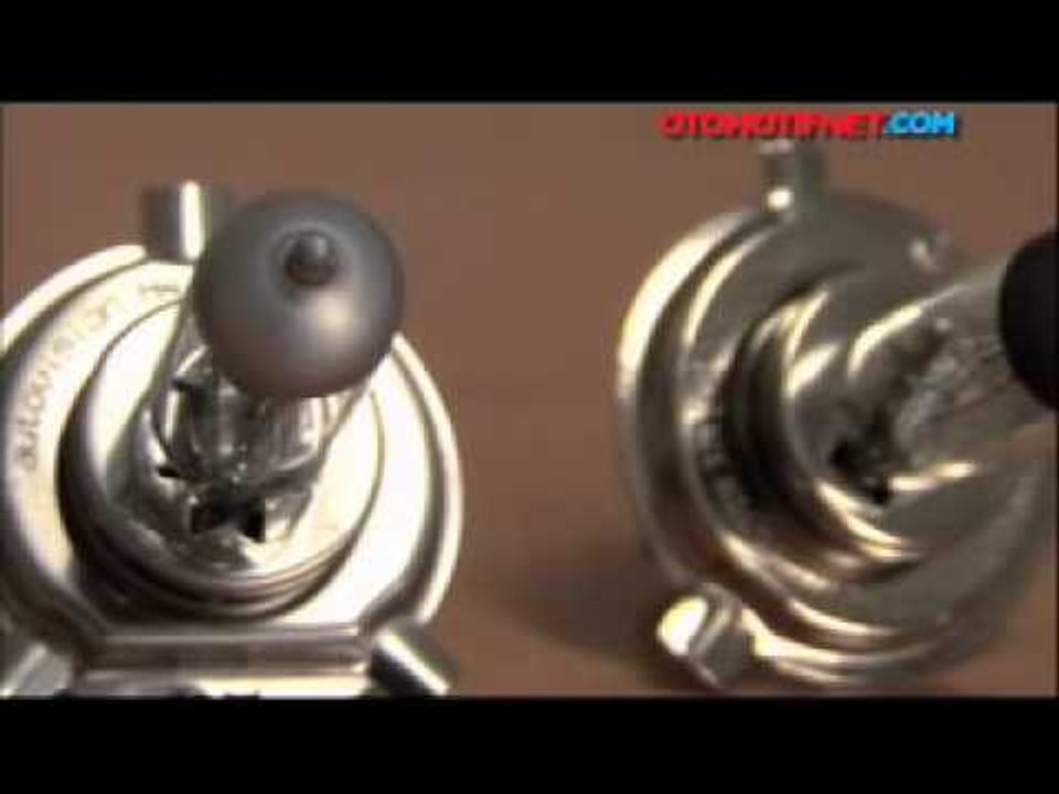 Otomotifnet - Tips Mengganti Lampu Utama Mobil