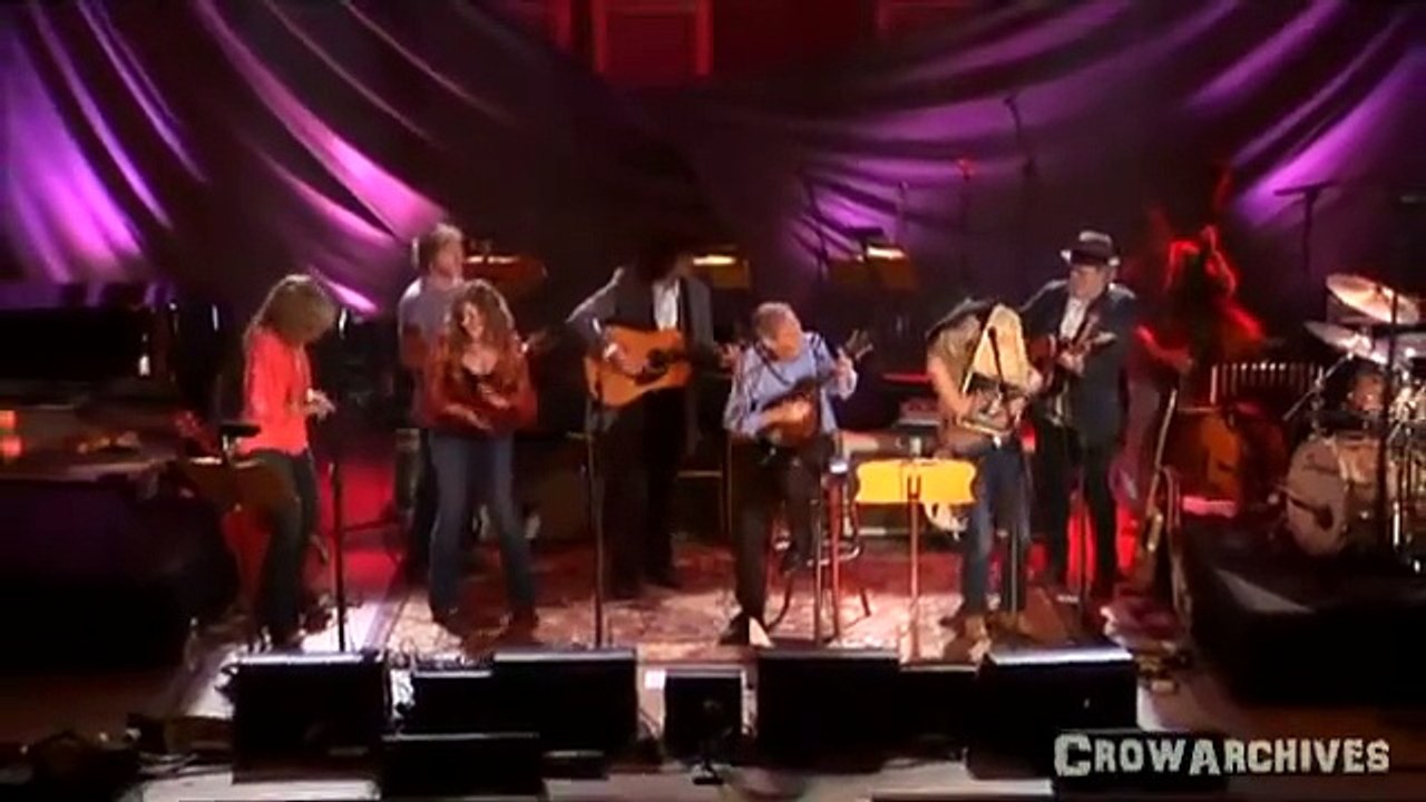 Sheryl Crow, Levon Helm & Friends - "No Depression in Heaven" (Live)