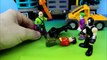 [JUST4FUN] Robin gets taken to Toy Story Landfill by Lex Luthor Batman & BatCar McQueen save him