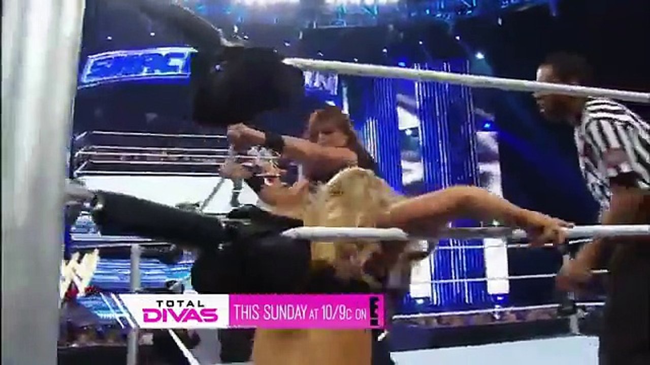 Natalya vs Tamina Snuka