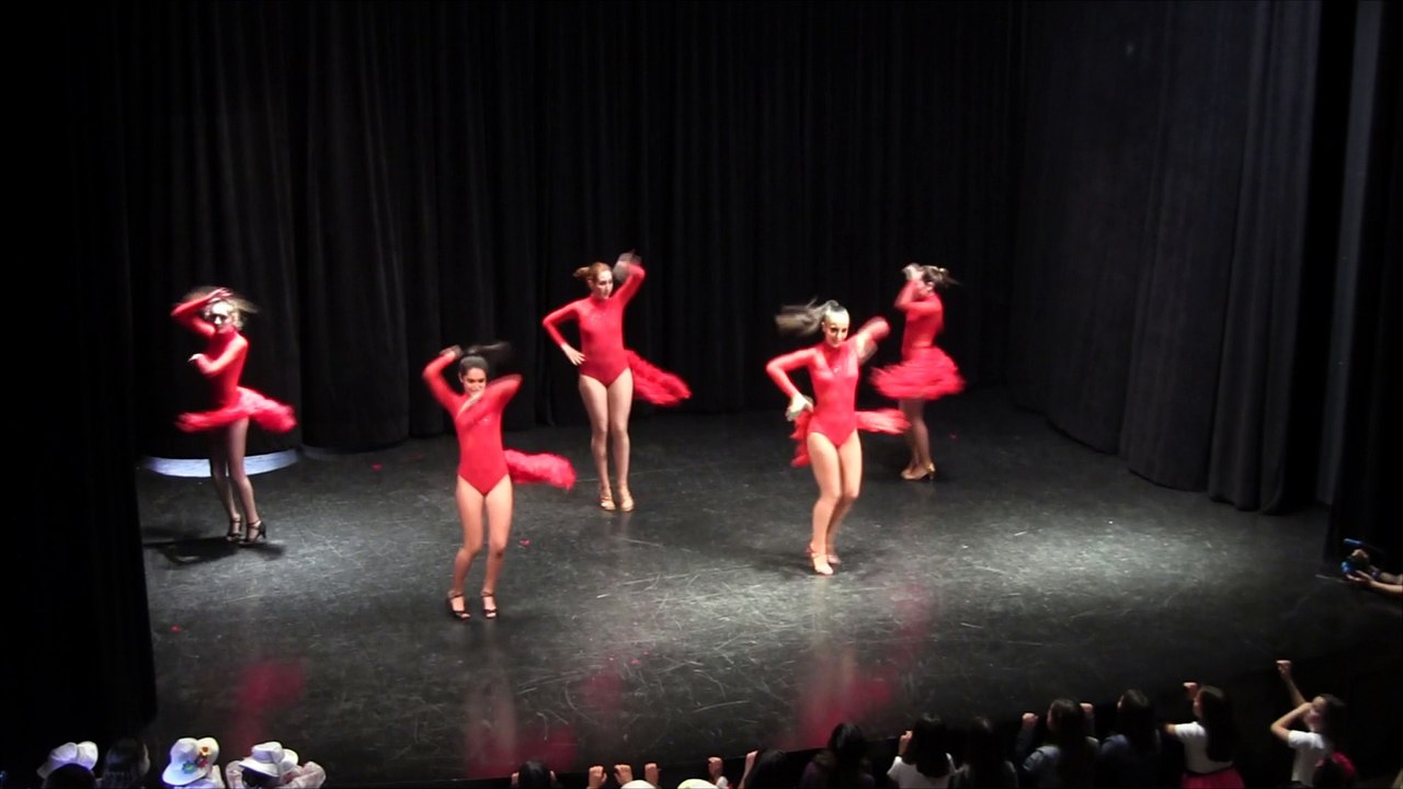 Un poco más salsa - Festival Fin de Curso Las Zapatillas Rojas 2015