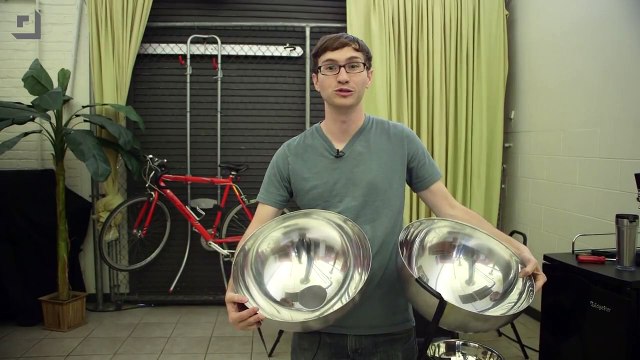 How to Make An Easy Van de Graaff Generator - DIY Extra