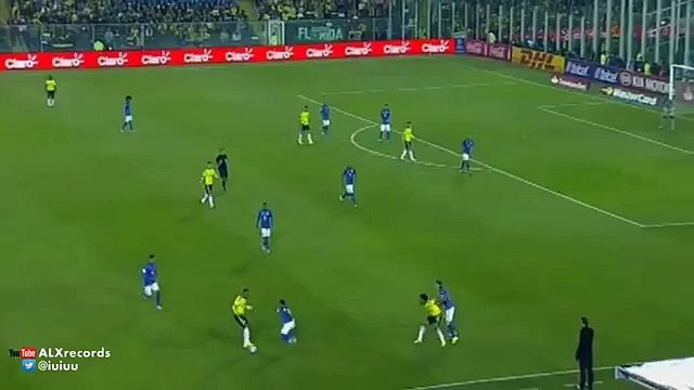 Neymar Amazing Nutmeg vs Carlos Sanchez - Brazil 0 - 1 Colombia 2015