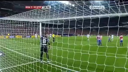 Download Video: Mesut Ozil free kick goal vs Athletico Madrid