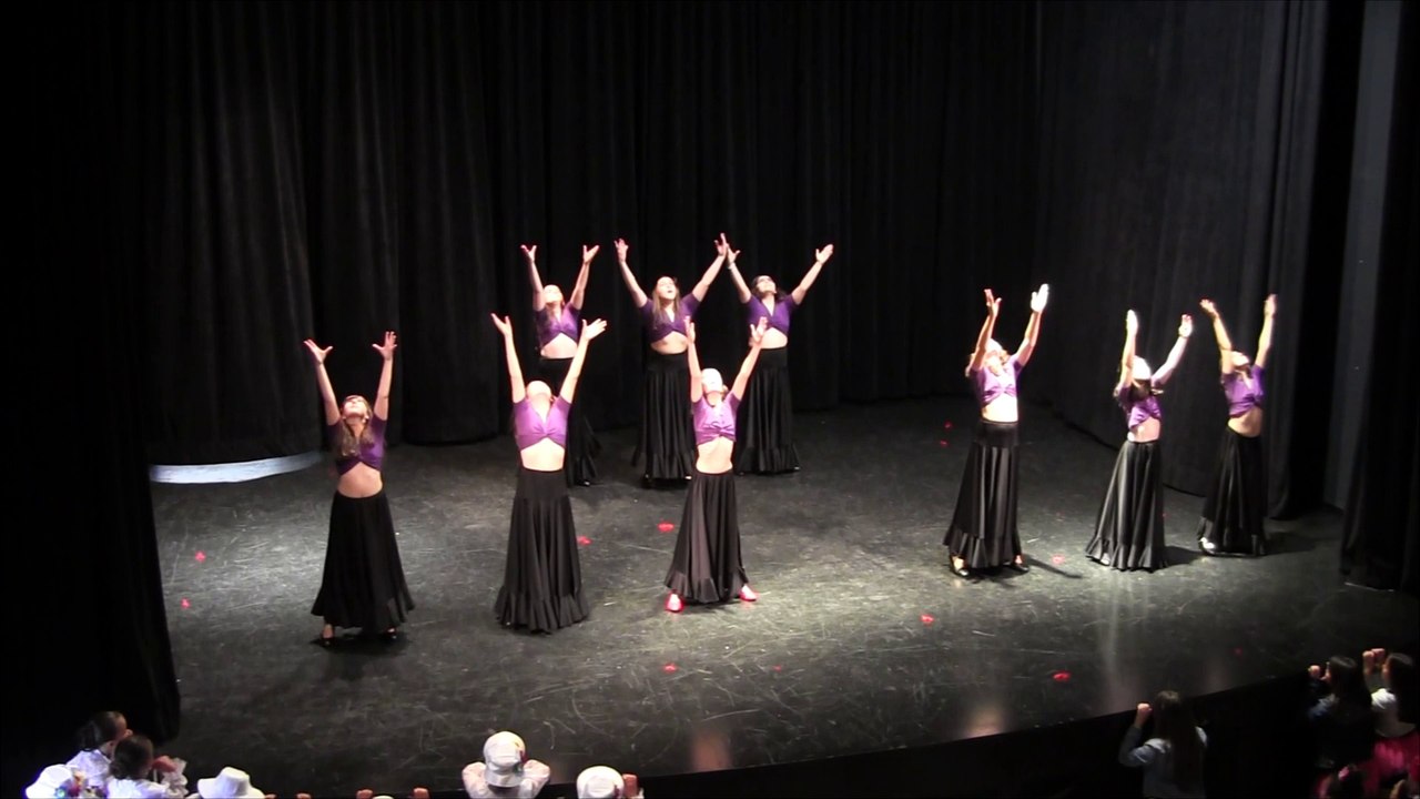 La danza del amor brujo - Festival Fin de Curso Las Zapatillas Rojas 2015