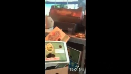 Escroquerie à la pesée, la vendeuse rajoute du poids