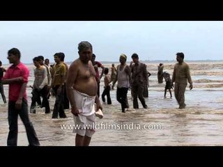 Immersion of Ganesha idols in Alang, Gujarat