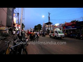 Busy traffic near Varadharaja Perumal Temple in Kanchipuram