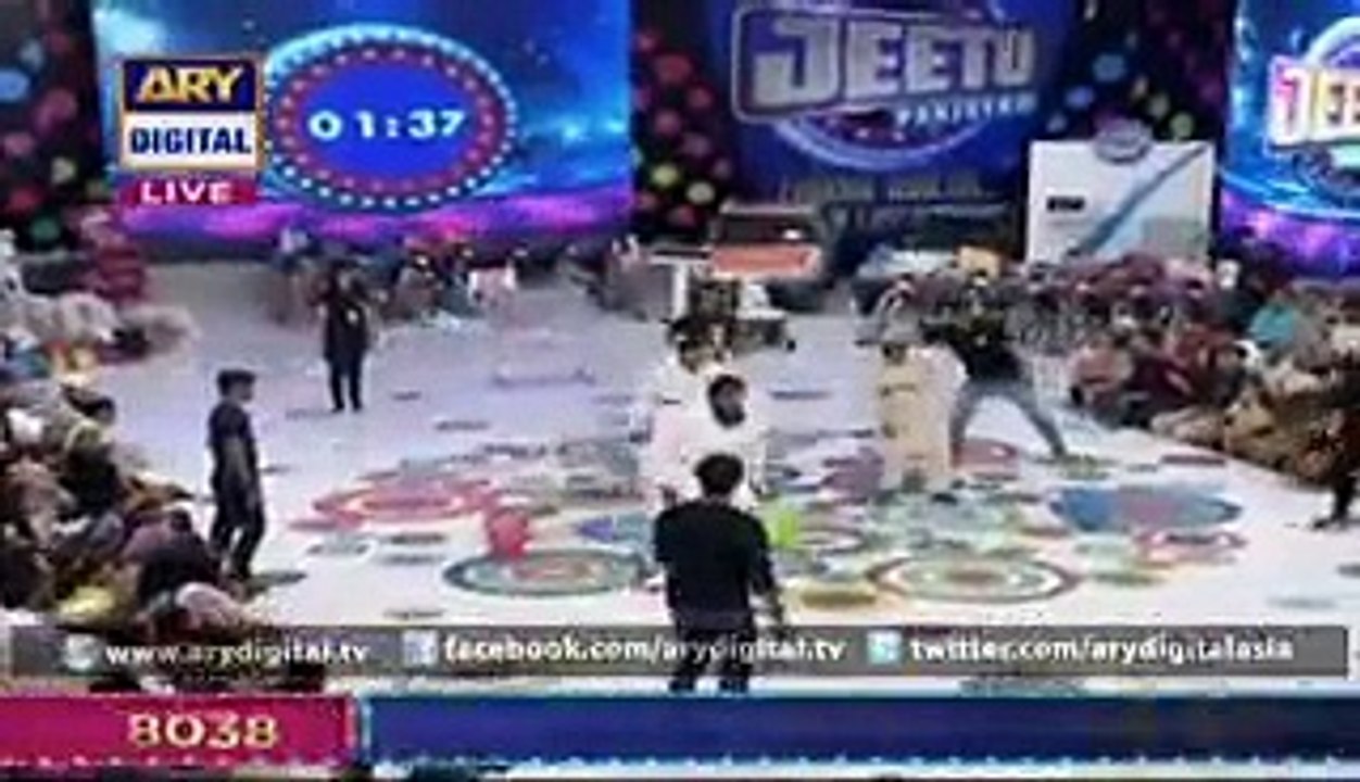 The guest from Lahore wins 120 square plot in Jeeto Pakistan on ARY Digital