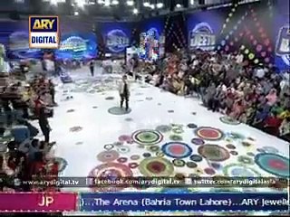 The guest from Lahore won 35 Lac plot in Bahria Town Jeeto Pakistan
