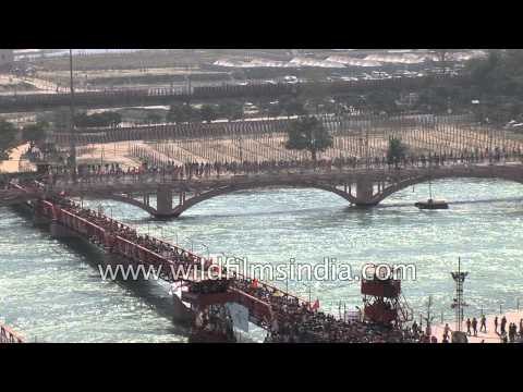 Kanwarias take holy dip at the river Ganges, Haridwar - Uttarakhand