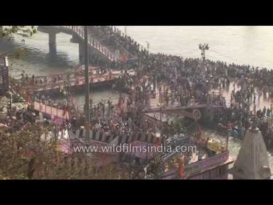 Masses of Hindu pilgrims - largest gathering of humanity on earth!