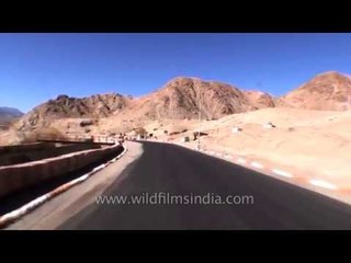 Indus river bridge to Karu and Army camp before Stakna : Ladakh driving video
