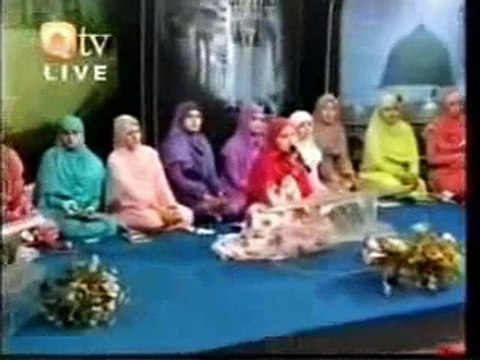 Noori Mehfil Pay Chaadar Tani Noor by Hooria Faheem -